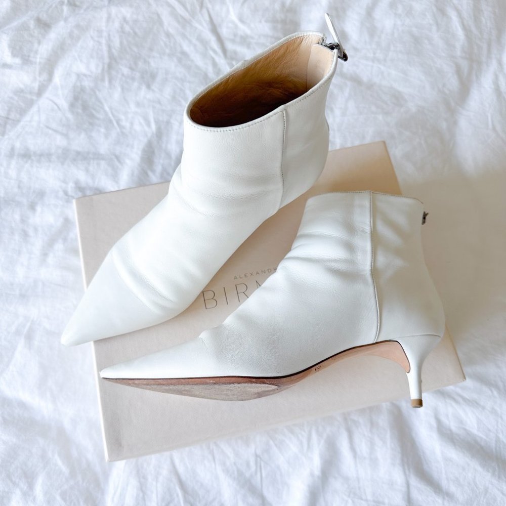 Alexandre Birman: Leather Kittie Booties in White